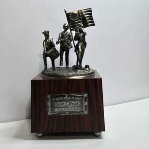 Realistic Spirit of '76 Bicentennial AM Radio Tandy Working Radio Shack Japan